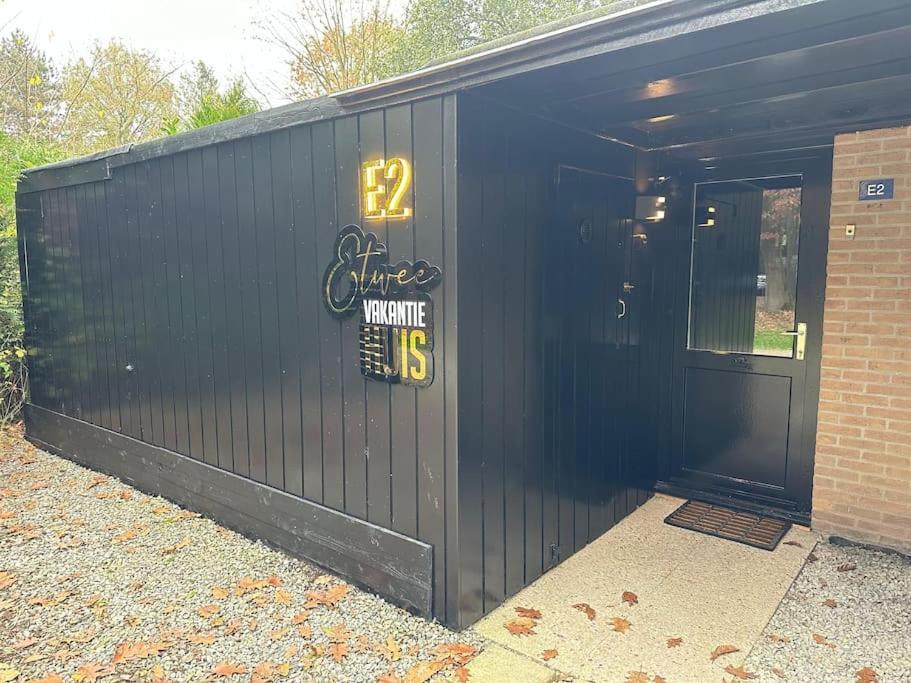 Etwee Vakantiehuis Lanaken Exteriör bild
