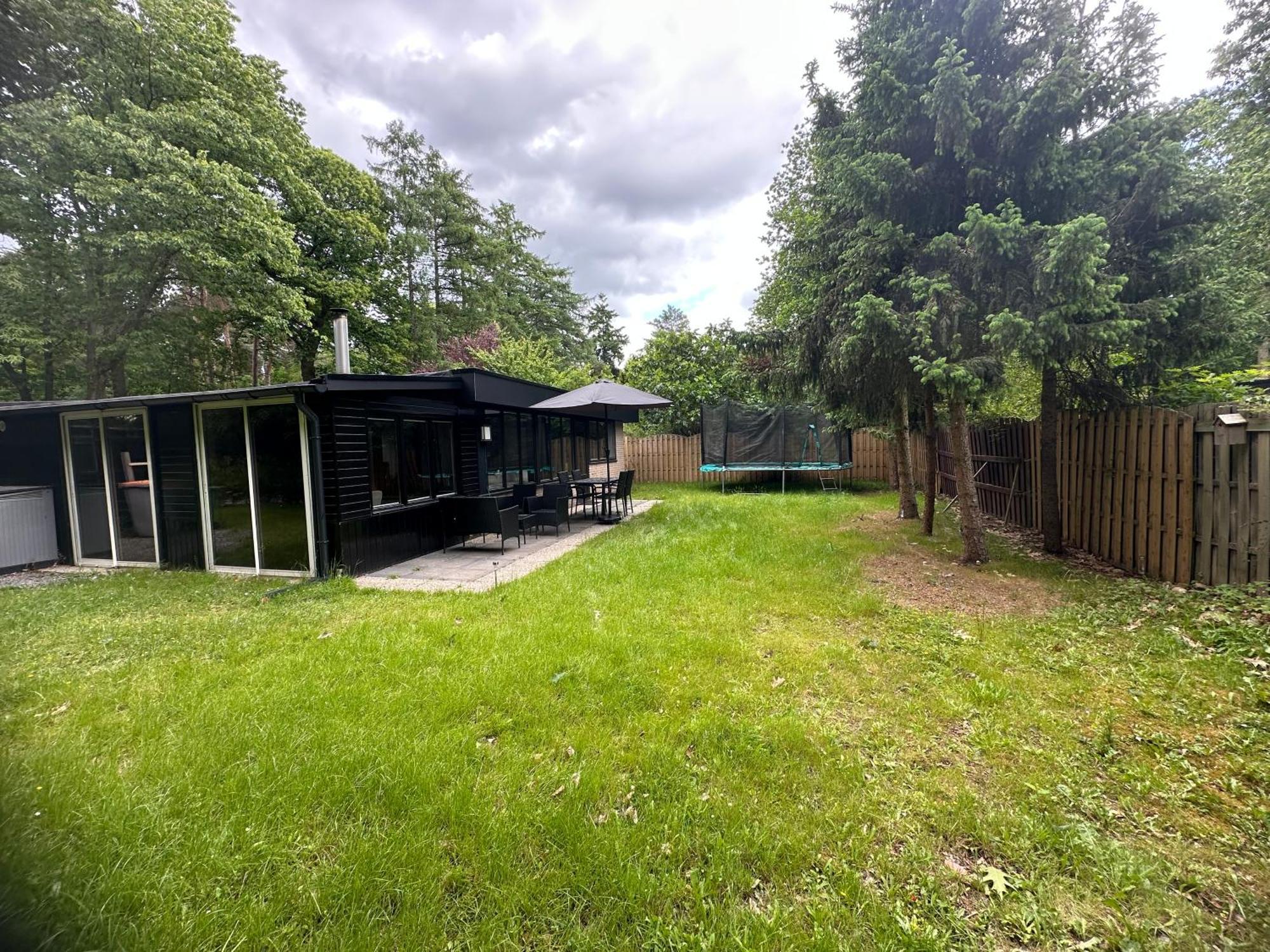 Etwee Vakantiehuis Lanaken Exteriör bild